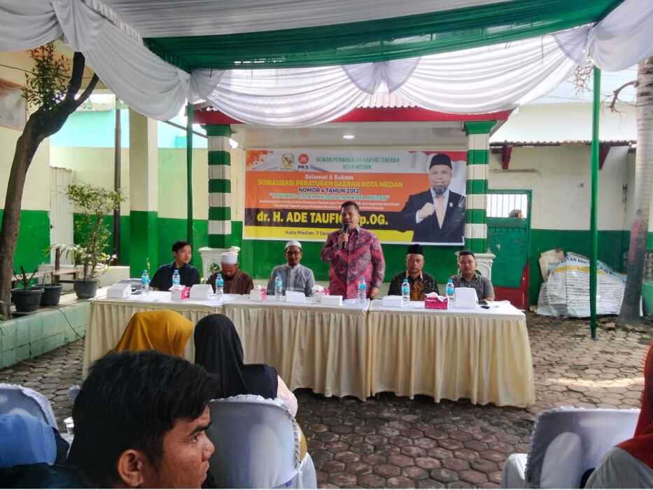 Warga Mengeluh KTP Rusak Akibat Banjir, dr Ade Taufiq: Kami akan Bantu Dapatkan yang Baru!