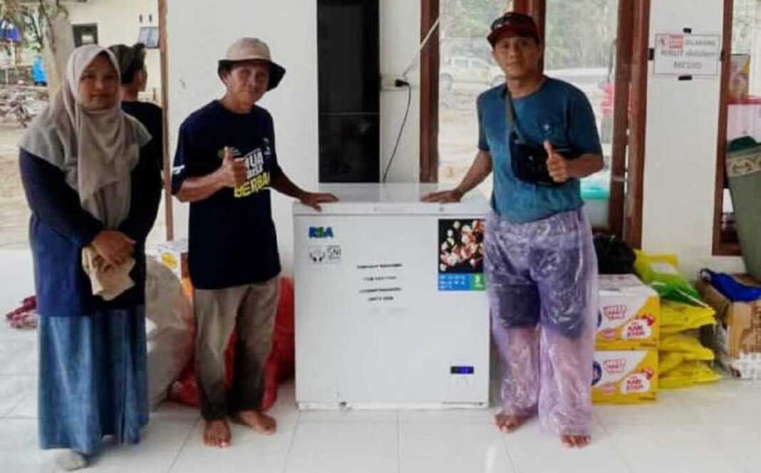 SANTANA: Tim UM-Tapsel melalui PKM Tanggap Darurat bertajuk Inovasi Distribusi Logistik Berbasis Program SANTANA di Desa Garoga. (Istimewa/Sumut Pos)