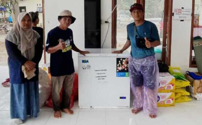 SANTANA: Tim UM-Tapsel melalui PKM Tanggap Darurat bertajuk Inovasi Distribusi Logistik Berbasis Program SANTANA di Desa Garoga. (Istimewa/Sumut Pos)