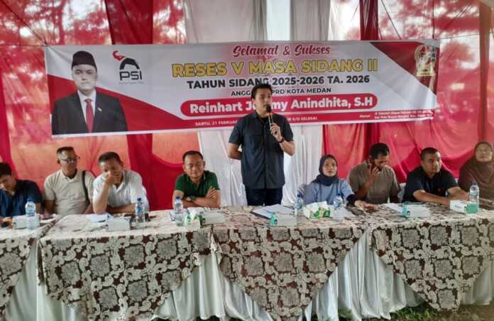 RESES: Rienhart Jeremy Anindhita saat Reses V Masa Sidang II Tahun Sidang 2025-2026 di Medan Timur, Sabtu (21/2/2026).