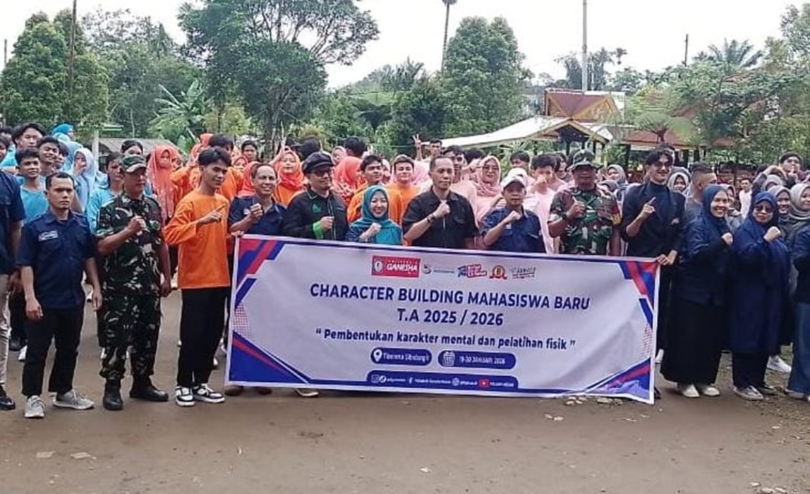 Syahrani Devi SP MI Kom, Owner Keloria Moringa Jaya Motivasi Mahasiswa Baru Politeknik Ganesha Medan di Sibolangit