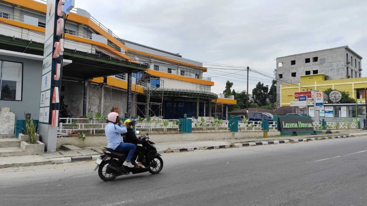 Gara-gara Parkir Mobil, Oknum Sekuriti RSU Latersia Tantang Keluarga Pasien Duel