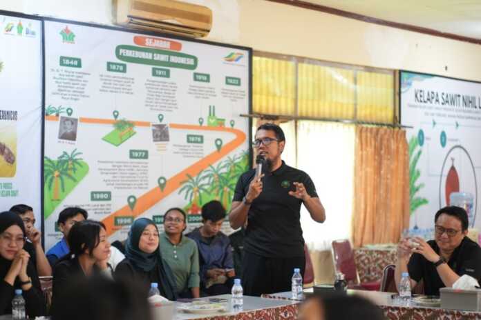 RAIH: Pengarahan soal penerapan prinsip tata kelola perkebunan kelapa sawit berkelanjutan. Saat ini PTPN IV PalmCo Raih Pengakuan RSPO Global.