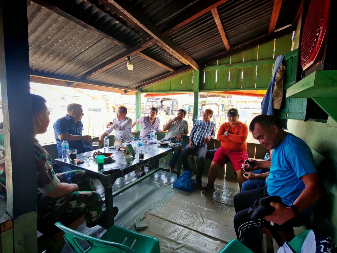 Diduga Tetap Beroperasi, Anggota DPD RI Penrad Siagian Desak Pemerintah Eksekusi Pencabutan Izin PT Gruti di Nisel