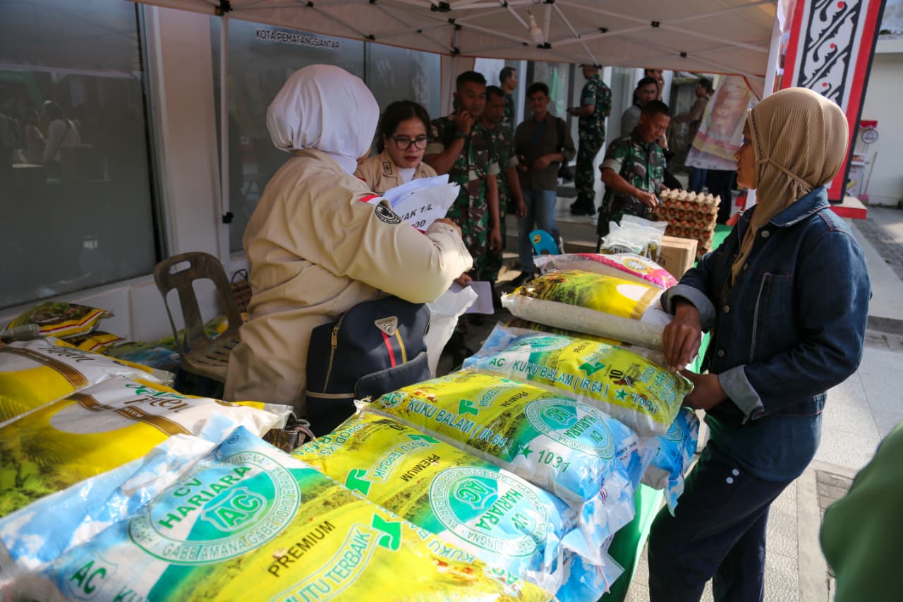 Wesly Silalahi Dukung Kegiatan Bazar Ramadan