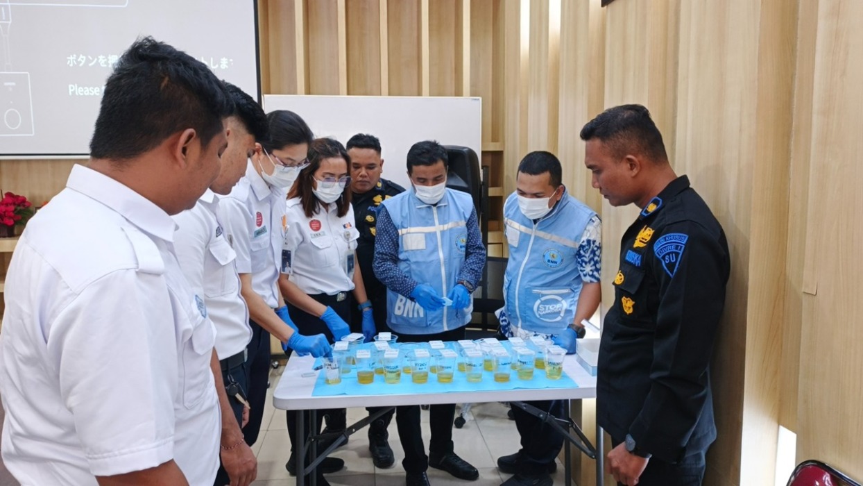 Jelang Angkutan Lebaran 2026, KAI Sumut Tes NAPZA Puluhan Pekerja Operasional