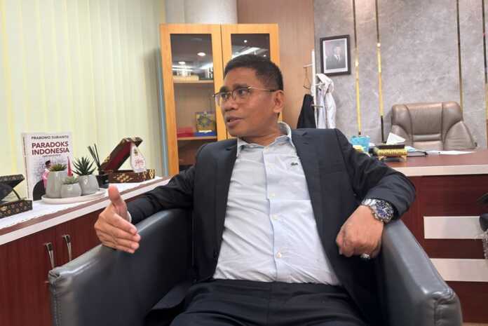 Benny Harianto Sihotang.