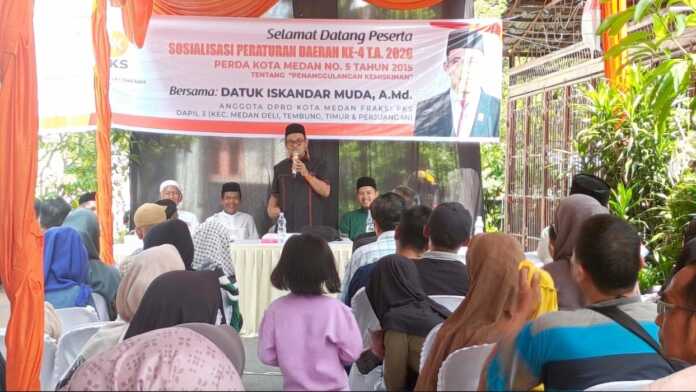 Datuk Iskandar Muda SOSIALISASI: Datuk Iskandar Muda, saat sosialisasi Perda Nomor 5 Tahun 2015 tentang Penanggulangan Kemiskinan, Sabtu hingga Minggu (18–19/4/2026).