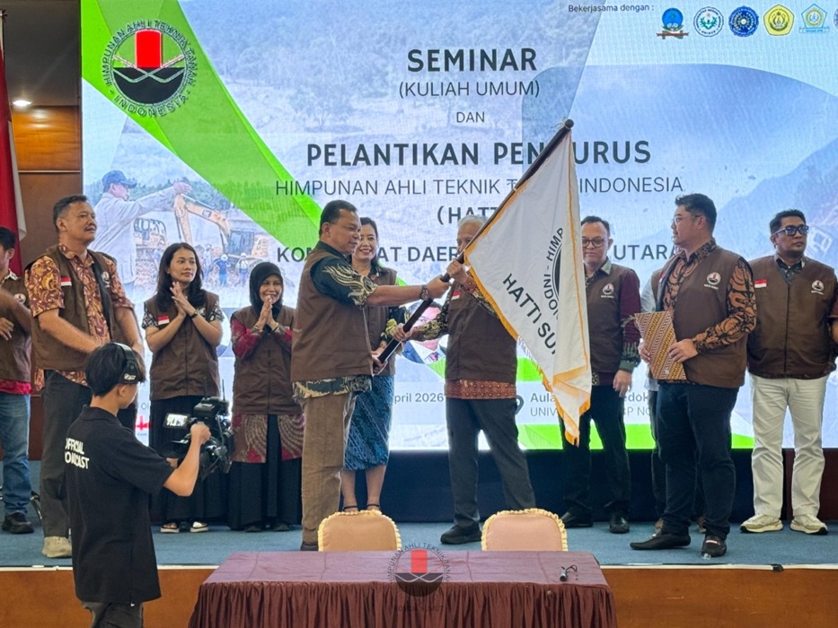 PELANTIKAN: Pelantikan pengurus baru HATTI Komda Sumut di Auditorium Fakultas Kedokteran Universitas HKBP Nomensen, Kamis (23/4/2026).