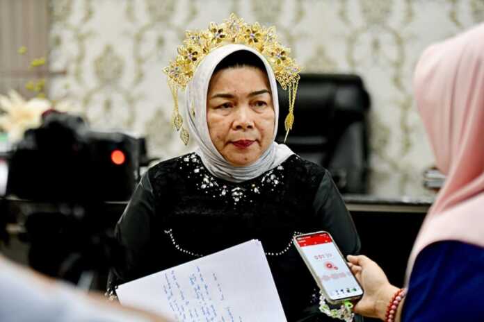 Kadis Ketenagakerjaan Sumut, Yuliani Siregar. Kadis Ketenagakerjaan Sumut, Yuliani Siregar.