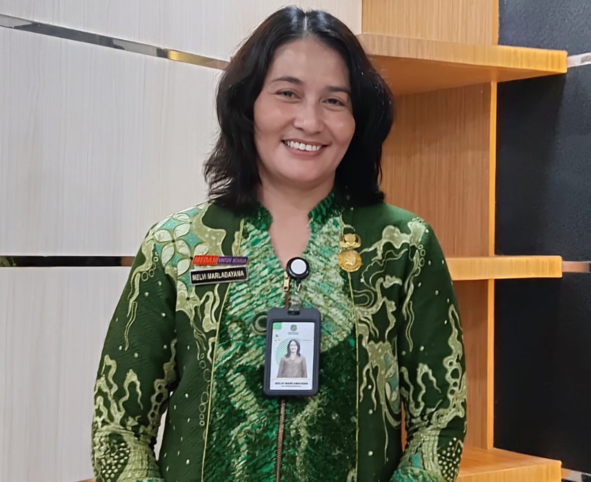 Kepala DLH Kota Medan Melvi Marlabayana.
