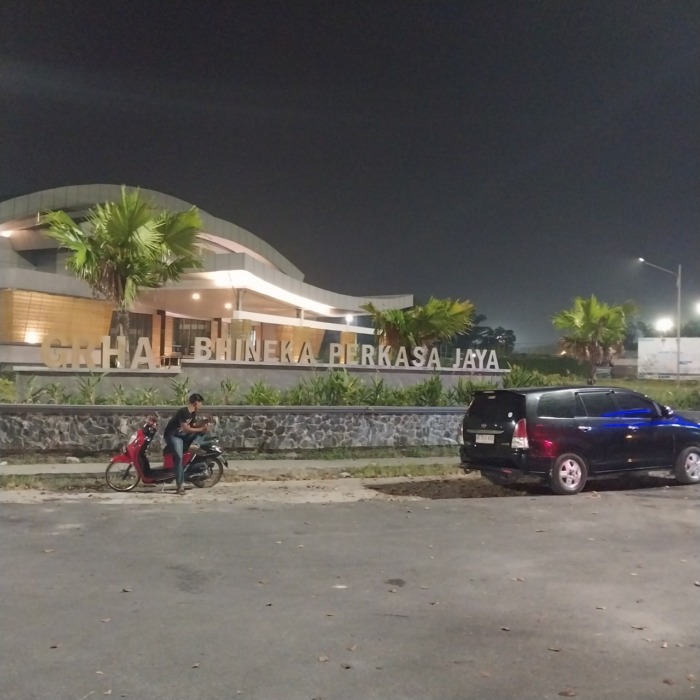 DIPUTUS PLN: Gedung Graha Bhineka Perkasa Jaya milik Pemkab Deliserdang aliran listriknya sempat diputus.