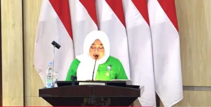 PANDANGAN: Pandangan Fraksi Hanura–PKB soal revisi Perda Kesehatan, dibacakan oleh Romauli Silalahi.