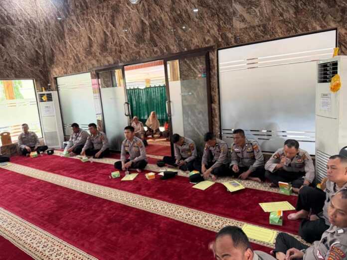 Polres Langkat BINROHTAL: Polres Langkat menggelar kegiatan Pembinaan Rohani dan Mental (Binrohtal), Kamis (9/4/2026).