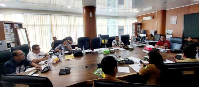 RDP: Suasana Rapat Dengar Pendapat (RDP) Komisi IV DPRD Kota Medan bersama Kepala Dinas Perumahan Kawasan Permukiman Cipta Karya dan Tata Ruang (PKPCKTR) Kota Medan.