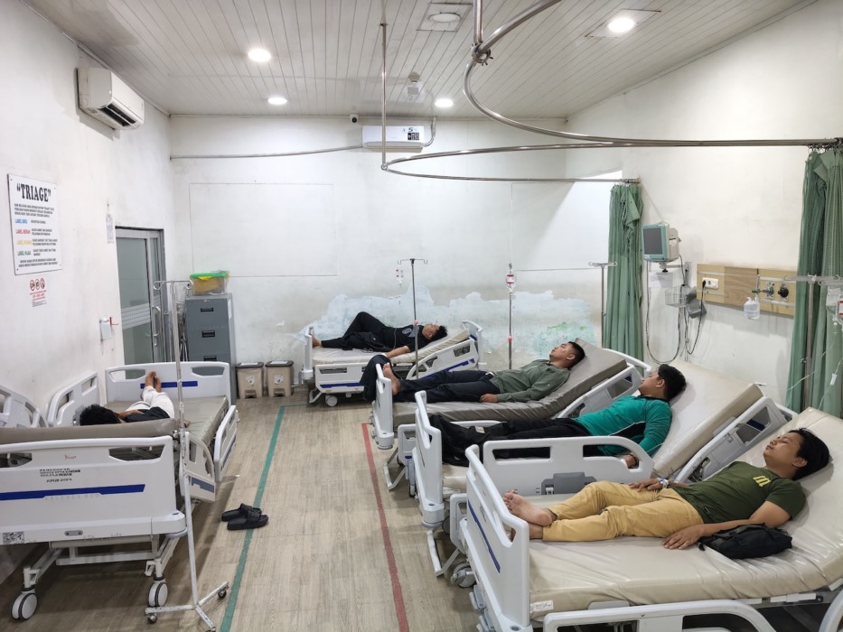 Korban kericuhan di kegiatan Halal Bihalal Keluarga Alumni KAMMI Sumut menjalani perawatan . Foto: Istimewa