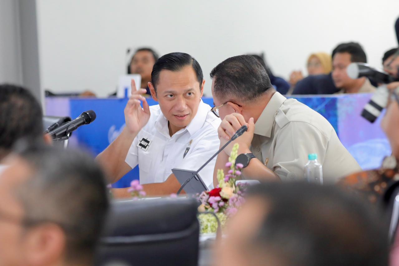 Tekan Biaya Logistik dan Ketimpangan Wilayah, Menko AHY Dorong Percepatan Konektivitas KA di Luar Jawa