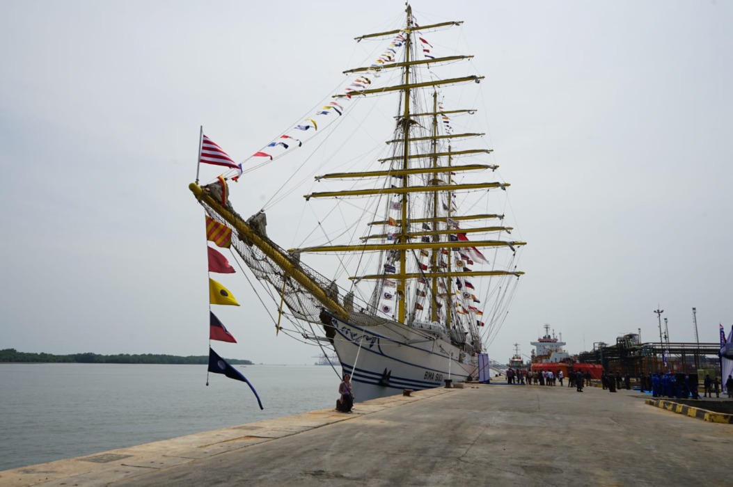 BERSANDAR: KRI Bima Suci-945 yang gagah bersandar di perairan Dermaga Pelindo 104, Belawan.