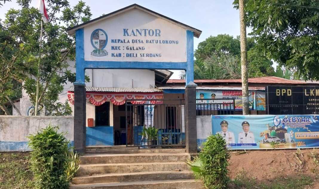 KANTOR DESA: Kantor Desa Batulokong, Kecamatan Galang Kabupaten Deliserdang, kemarin.