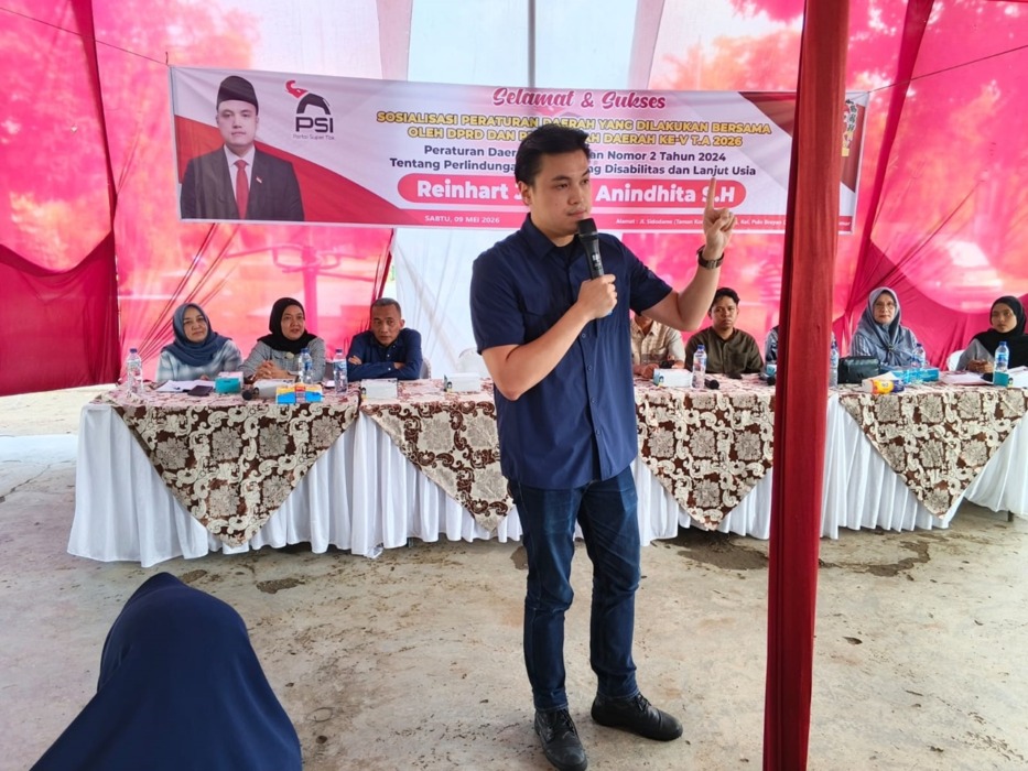 SOSIALISASI: Reinhart Jeremy Anindhita saat Sosialisasi Perda No.2 Tahun 2024 tentang Perlindungan Penyandang Disabilitas dan Lansia di Jalan Sidodame, Kelurahan Pulo Brayan Darat II, Medan Timur, Sabtu (9/5/2026).