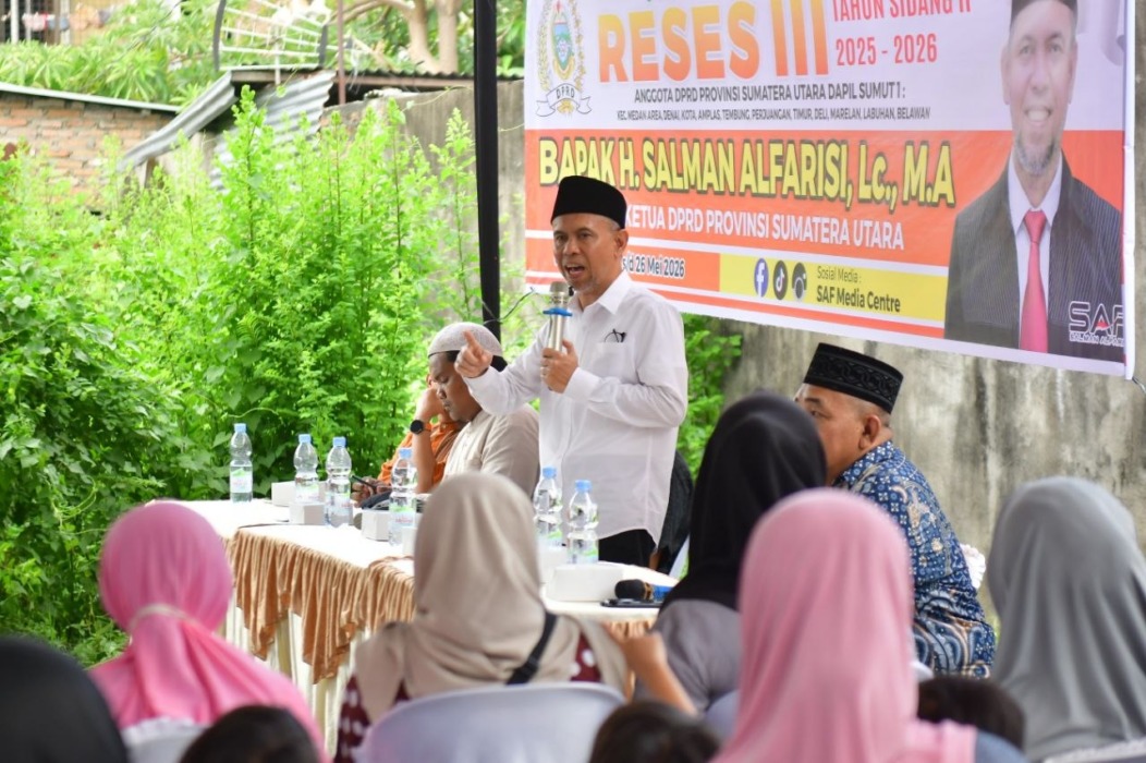 RESES: H. Salman Alfarisi, Lc, MA saat kegiatan Reses III Tahun Sidang II di Kelurahan Binjai, Medan Denai, Selasa (19/5/2026).