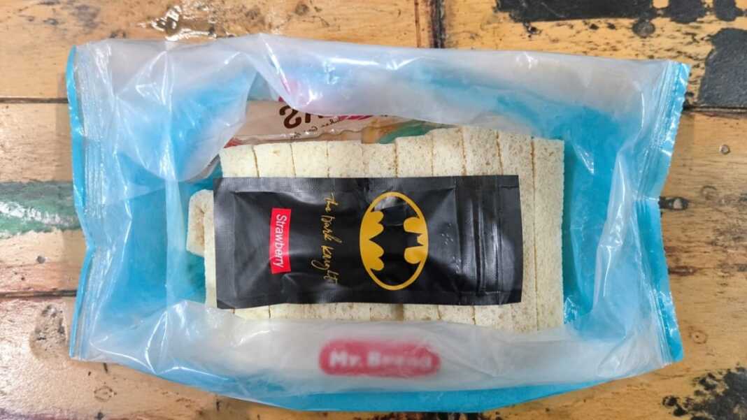 VAPE NARKOBA: Barang bukti vape mengandung narkoba dalam roti tawar yang diamankan petugas. (Dok. Polrestabes Medan)