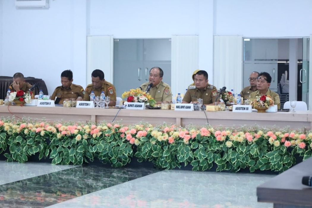 RAKORPEM: Pemkab Asahan melaksanakan Rapat Koordinasi Pemerintahan (Rakorpem) Bulan Mei 2026 di Aula Melati Kantor Bupati Asahan, Senin (25/5).