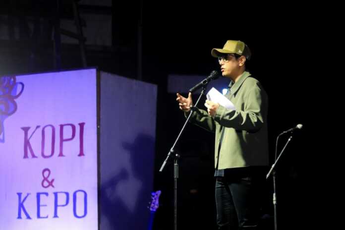 BUKA: Wali Kota Medan Rico Tri Putra Bayu Waas, membuka kegiatan Festival Musikalisasi Puisi “Kopi dan Kepo.