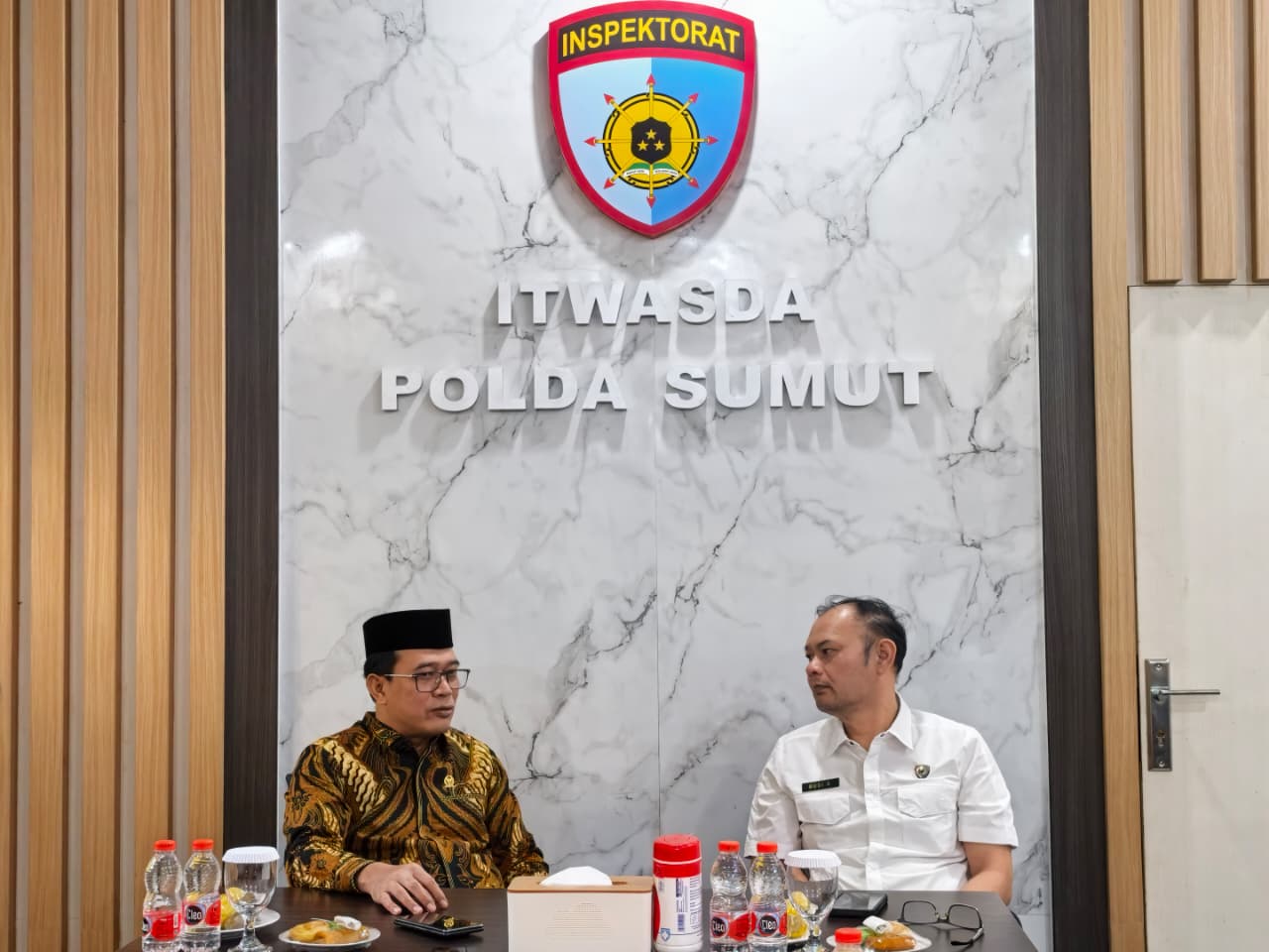 Kunjungi Polda Sumut, Anggota DPD RI Penrad Siagian Soroti Profesionalisme Aparat dan Mandeknya Kasus Rakyat