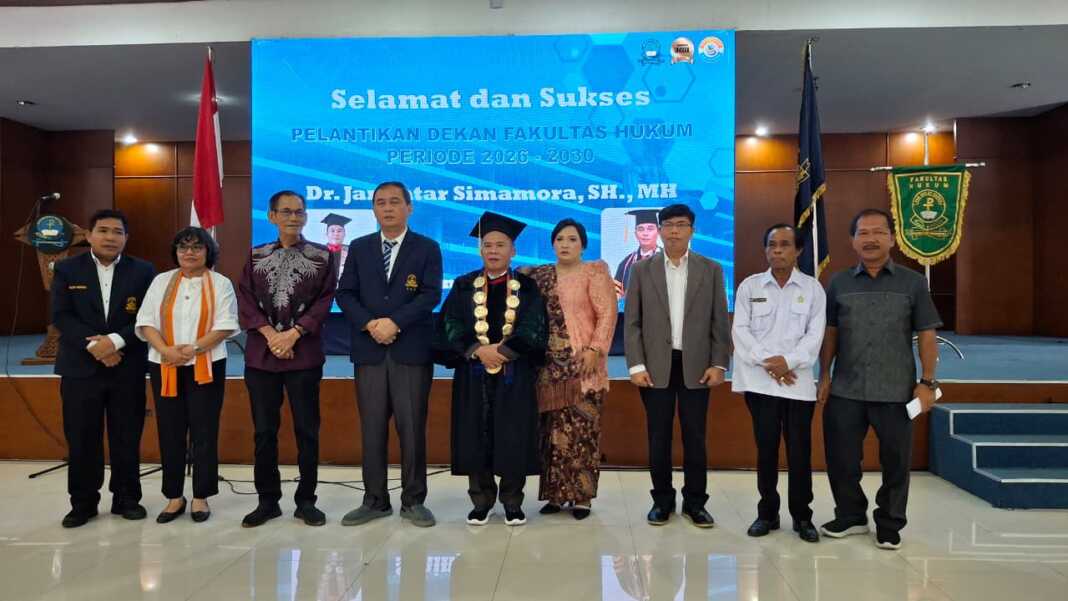 Dr Janpatar Simamora SH, MH., dilantik sebagai Dekan Fakultas Hukum Universitas HKBP Nommensen periode kedua masa bakti 2024-2030 di Auditorium Fakultas Kedokteran, Senin (18/5/2026). Foto: Dok FH Universitas HKBP Nommensen