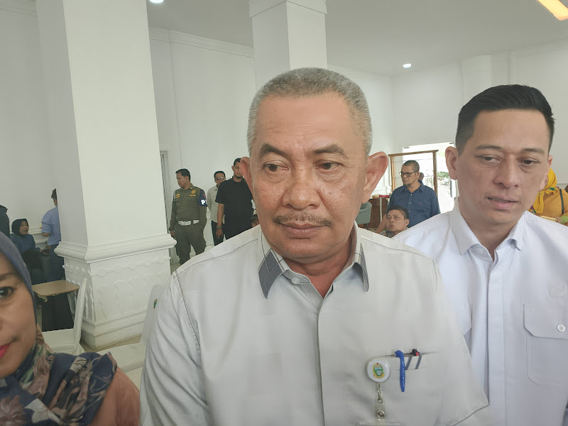 KETERANGAN: Penjabat (Pj) Sekretaris Daerah Provinsi Sumatera Utara, Sulaiman Harahap saat memberikan keterangan.(Dok : Ihsan Syahreza)