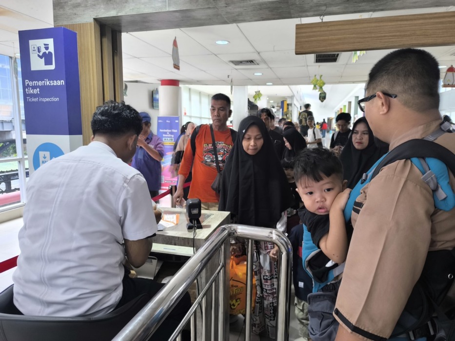 PT Kereta Api Indonesia (Persero) Divisi Regional (Divre) I Sumatera Utara mencatat peningkatan volume penumpang pada hari pertama periode libur sekolah semester genap tahun ajaran 2025/2026.(Dok : PT. KAI Drive I Sumut).