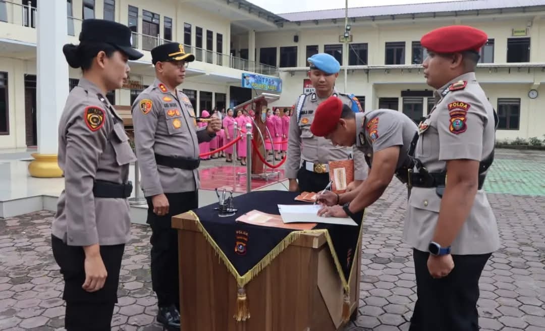 Sertijab Empat Pejabat Utama Polres Karo