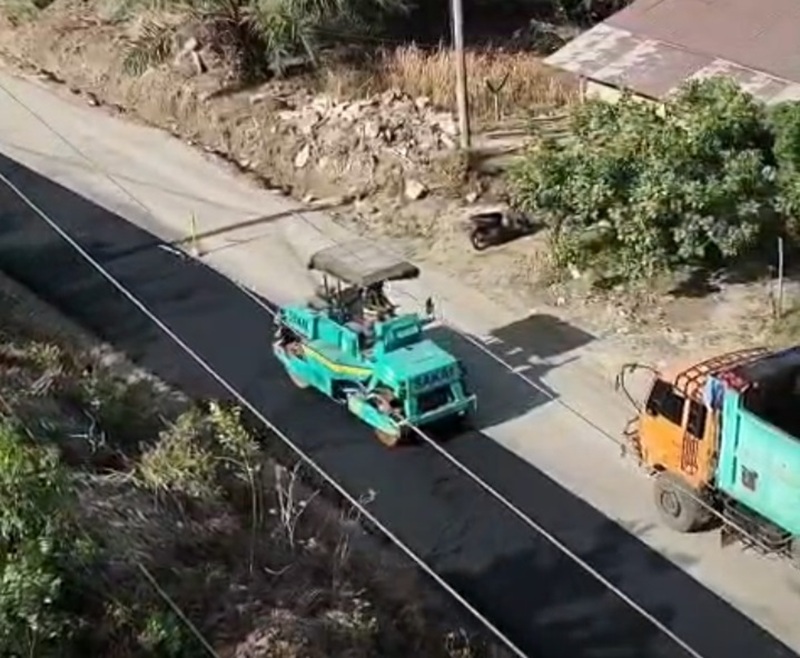 Proyek Jalan Hutaimbaru-Sipiongot Masuki Tahap Hotmix, Kadis BMBKCK: Progres Lampaui Target