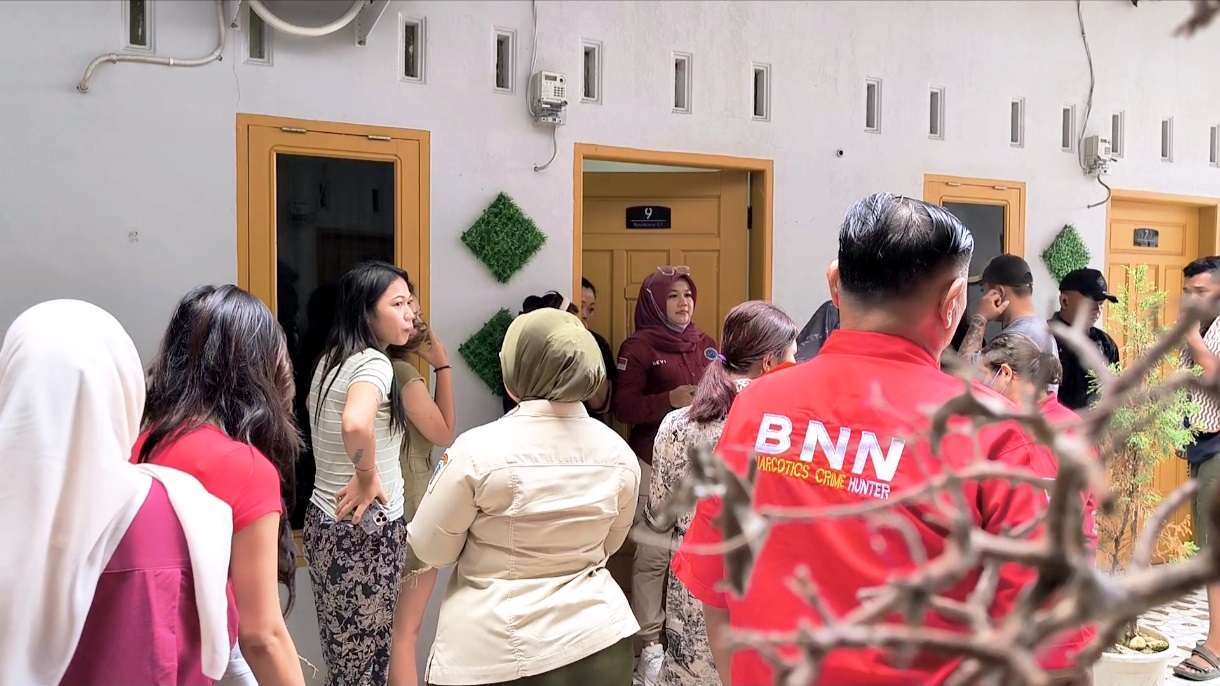 Razia BNNK Binjai Sasar Kos-Kosan, 4 Penghuni Positif Narkoba, Dua Bong Disita