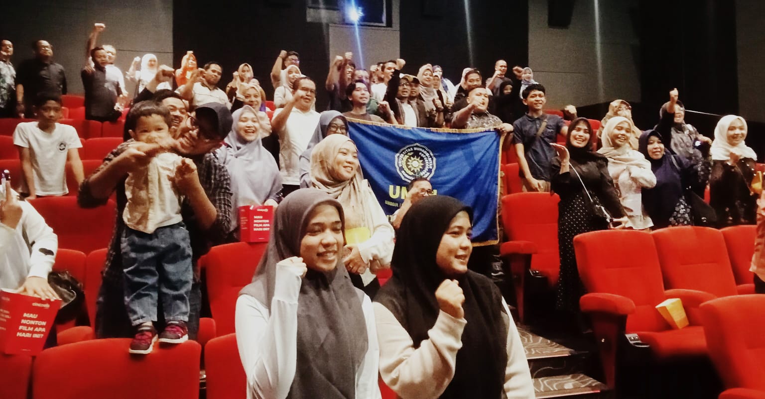 Momen Tahun Baru Islam, Prof. Dr. Akrim Lubis, M.Pd Nonton Bareng Film Children of Heaven Bersama Pelajar dan Keluarga Besar UMSU