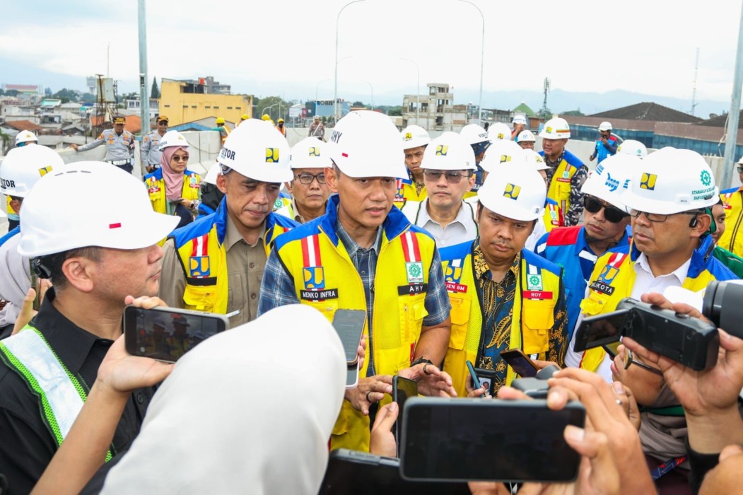 Presiden Resmikan 1.151 KM Jalan Daerah di 37 Provinsi, Menko AHY: Perkuat Konektivitas dan Ketahanan Nasional