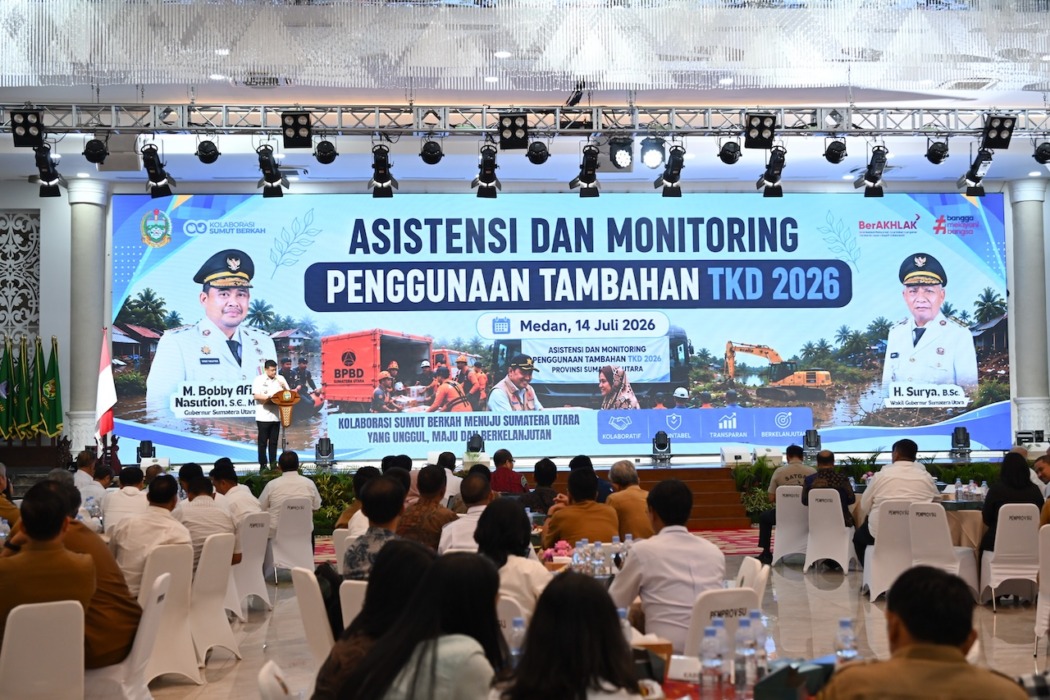 TKD: Gubsu Muhammad Bobby Afif Nasution buka rapat Koordinasi Asistensi dan Monitoring Penggunaan Tambahan Dana Transfer ke Daerah (TKD) 2026, di Aula Raja Inal Siregar Kantor Gubernur Sumut Jalan Diponegoro Nomor 30 Medan, Selasa (14/7/2026).(Foto : Dinas Komunikasi dan Informatika Provinsi Sumut)