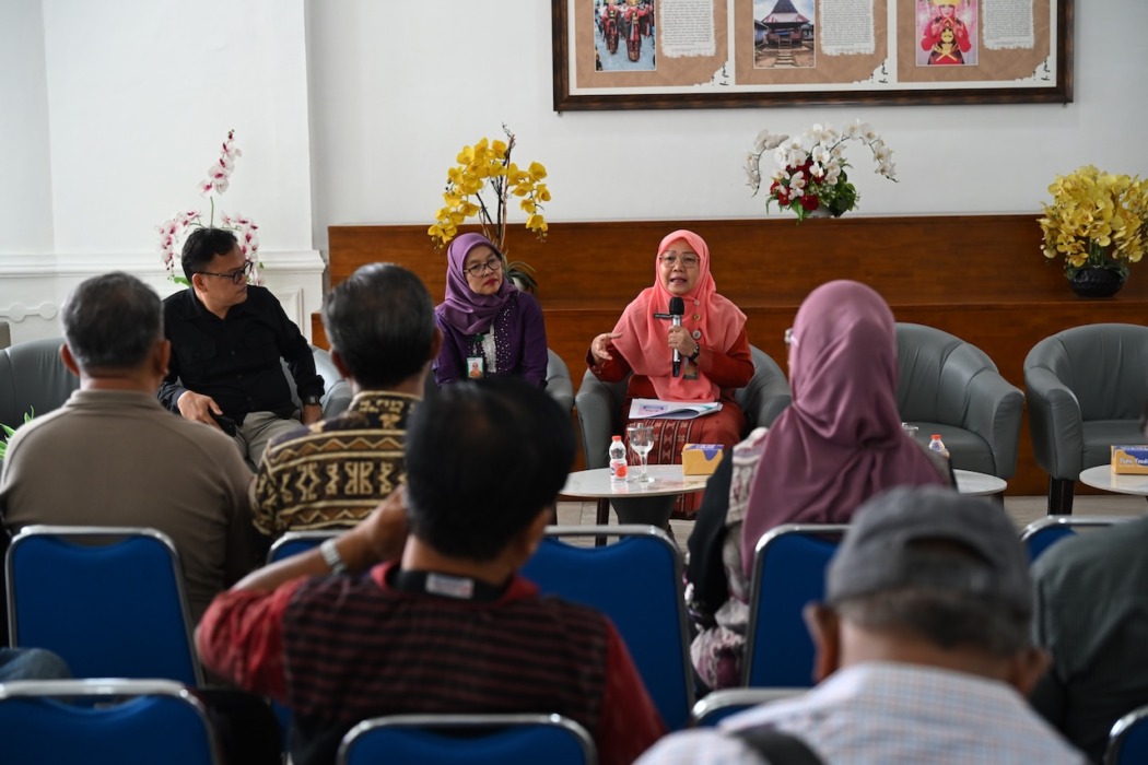 TEMU PERS: Direktur RSJ Prof Dr M Ildrem Sri Suriani Purnamawati saat temu Pers bersama di kantor Gubsu, Kamis (16/7/2026).(Dinas Komunikasi dan Informatika Prov.Sumut)