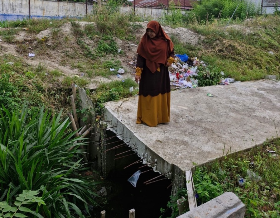 Pekerjaan Gorong Gorong Milik Dinas PU Deliserdang Mangkrak, Seorang Pelajar Tertusuk Besi Proyek