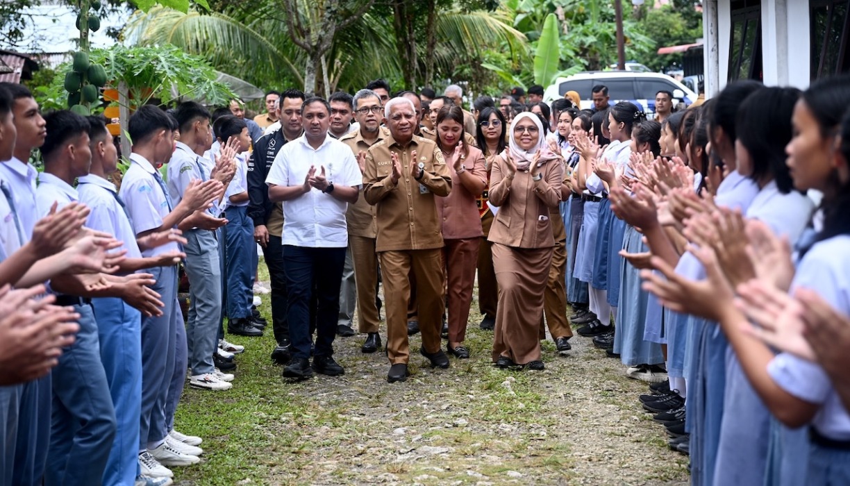 Dorong Percepatan Pembangunan UPTD, Wagub Sumut Surya Motivasi Anak Asrama di Gunungsitoli
