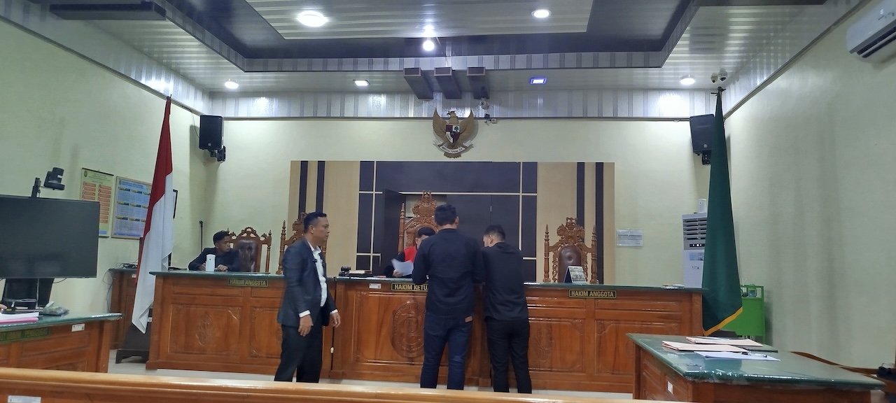 Gugat Status Tersangka di Kasus Dugaan Korupsi Bansos, Oknum Polres Labusel Prapid Kejagung