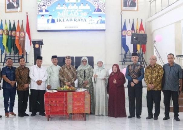 Milad ke-36 IKLAB Raya Sukses, Absennya Bupati Labusel Jadi Sorotan Kritis
