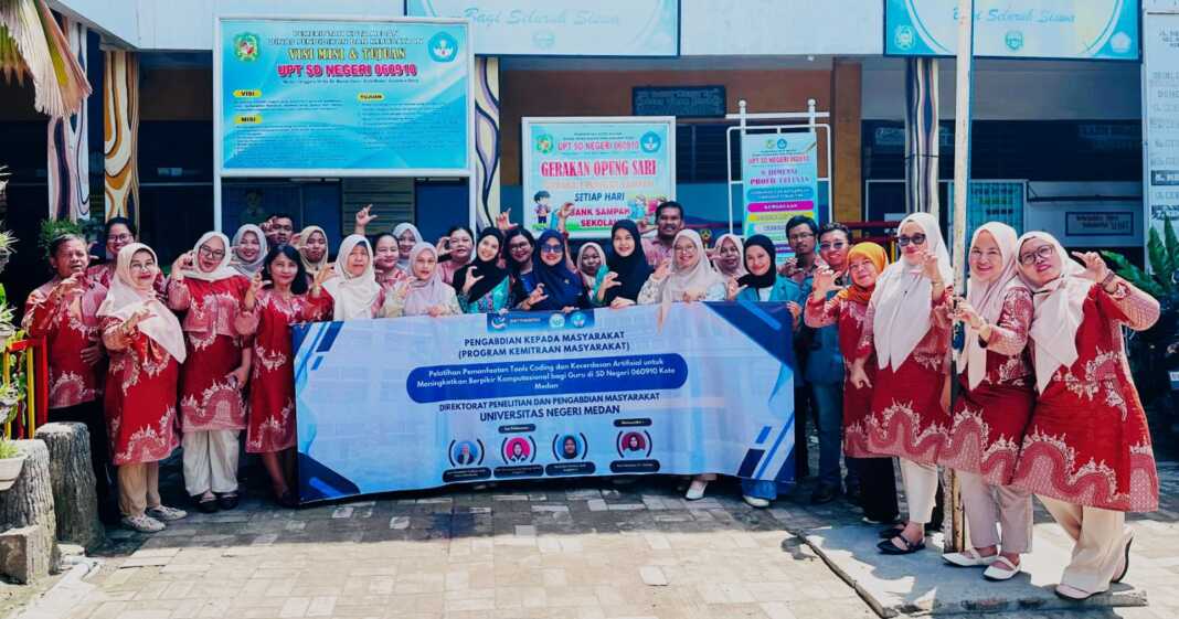 TOOLS CODING: Pelatihan pemanfaatan tools coding dan kecerdasan artifisial bagi guru-guru SD Negeri 060910 Kota Medan oleh dosen Universitas Negeri Medan dan Universitas Harapan. (Istimewa/Sumut Pos)