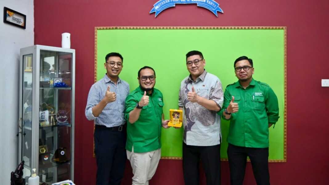 PERTEMUAN STRATEGIS: Konsul Kehormatan Timor-Leste Irawan (2 kanan) dalam pertemuan strategis dengan Unpab. (Istimewa/Sumut Pos)