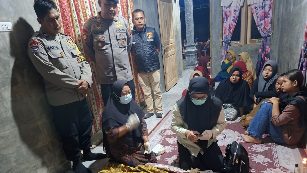 Dua Bocah Perempuan Diduga Tenggelam di Kolam Ikan, Ditemukan Tak Bernyawa saat Dicari Warga