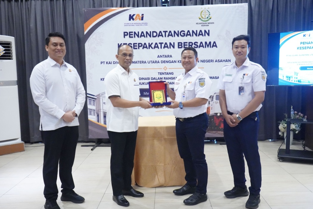 KERJA SAMA: PT Kereta Api Indonesia (Persero) Divisi Regional I Sumut jalin kerja sama dengan Kejaksaan Negeri (Kejari) Asahan dalam penanganan permasalahan hukum bidang Perdata dan Tata Usaha Negara (Datun).(Dok : PT. KAI Drive I Sumut)