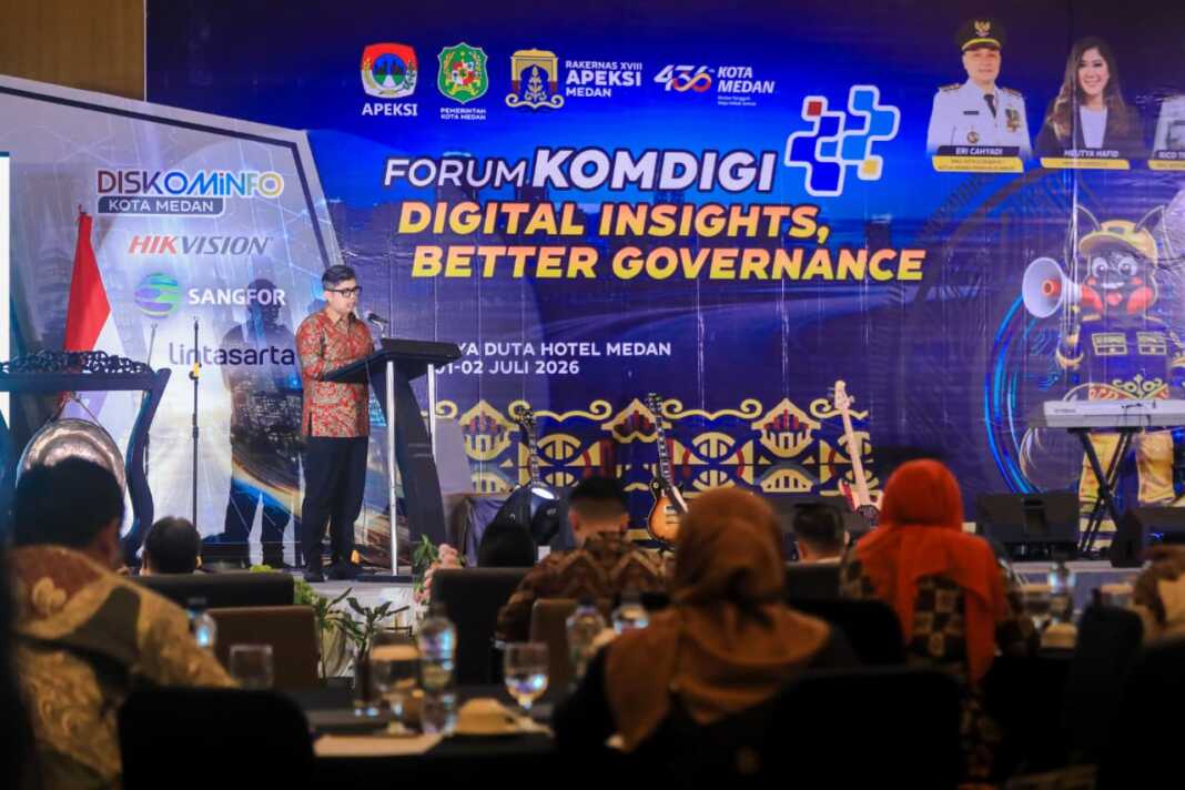 Wakil Menteri Dalam Negeri Bima Arya Sugiarto saat membuka Rakernas XVIII APEKSI.