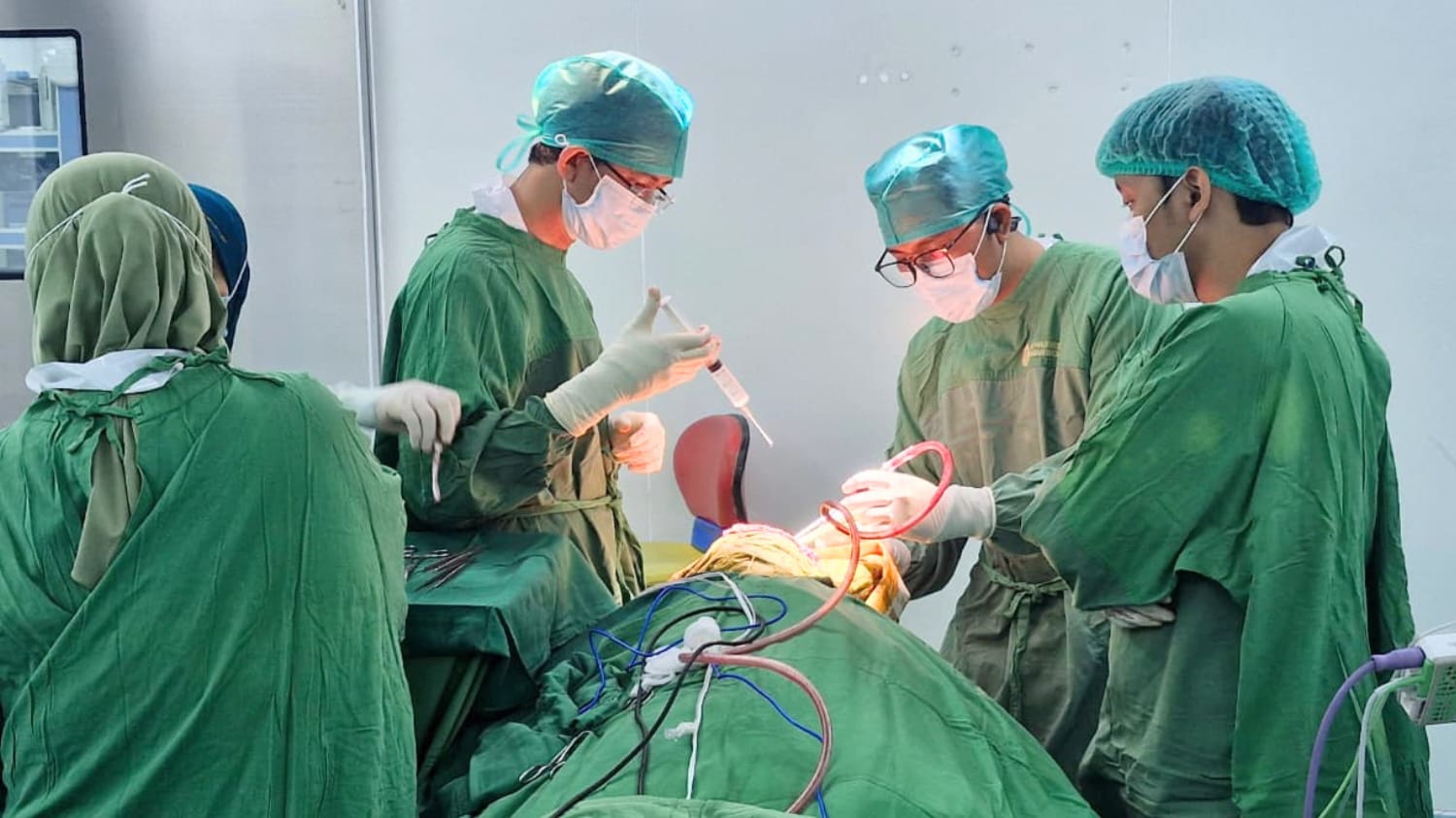 Berlangsung di RSU Haji Medan, Dokter RSUP HAM Berhasil Operasi Pasien Stroke
