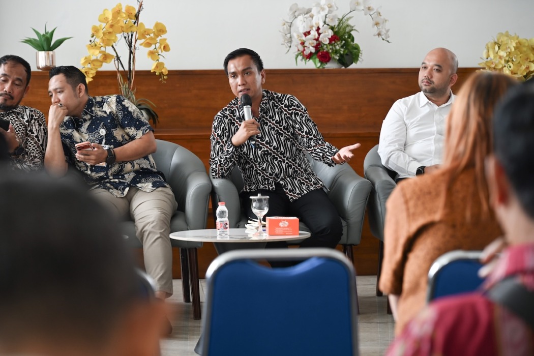 SIARAN PERS: Temu Pers bersama dengan Biro Administrasi Pimpinan Sekretariat Daerah Provinsi Sumatera Utara (Sumut), yang berlangsung di Lobby Dekranasda Lantai 1 Kantor Gubernur Sumut Jalan Diponengoro Nomor 30 Medan, Jumat (18/9).(Foto : Dinas Komunikasi dan Informatika Sumut).